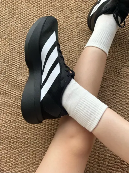 Adidas Adizero Evo SL: почему эти кроссовки называют лучшими в 2025 году и кому они подойдут