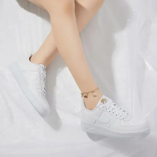 Маленькая золотая церемония каждое утро у двери с Nike Air Force 1 &quot;Lucky Charms&quot;
