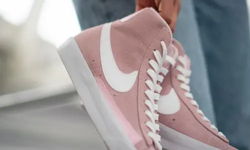 Nike встречает осень новой расцветкой NIKE BLAZER MID '77 VINTAGE!