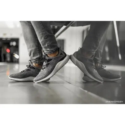 CHECK IT: Adidas Alphabounce EM