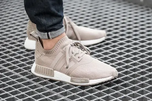 Adidas NMD_R1 PK &quot;French Beige&quot; - старт продаж в Беларуси