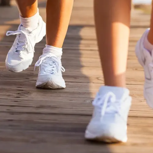 Топ 5 кроссовок Adidas для врачей
