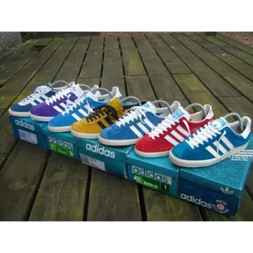История adidas Gazelle.