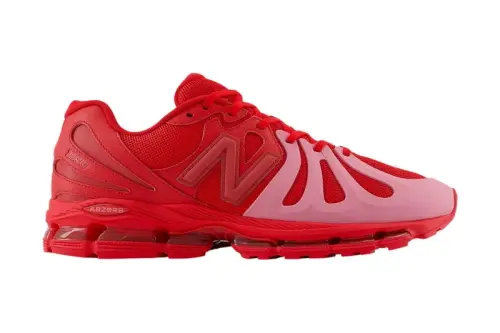 Официальный взгляд на New Balance 1890P в расцветке «Team Red»