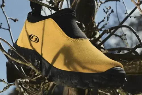 Salomon возвращает SNOWCLOG OG в трёх зимних расцветках