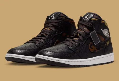 Air Jordan 1 Mid «Velvet Brown Leopard» делает ставку на анималистичный принт