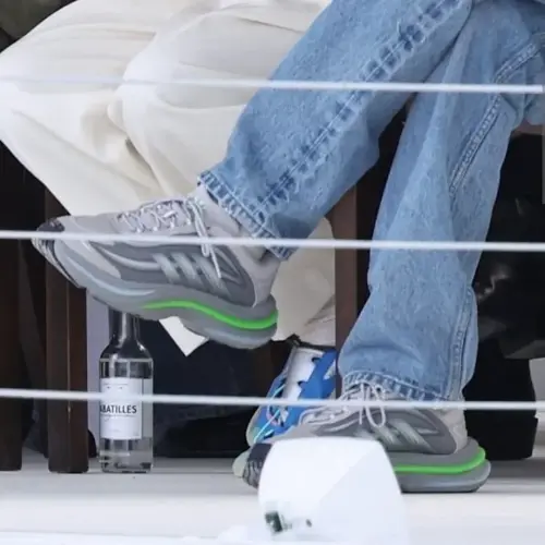 Pharrell засветил adidas Jellyfish V2