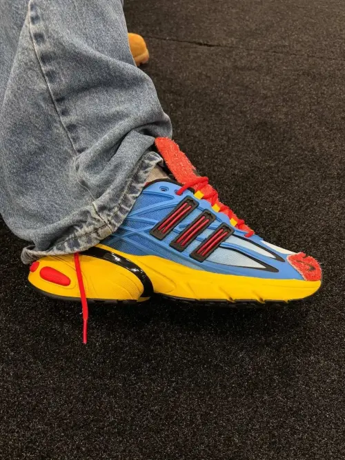 Shake James x adidas Adistar XLG 2.0 «Wild Rivals»: вдохновение дикой природой