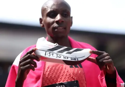 adidas Adios Pro Evo 3 возвращается в продажу 29 октября после побед на Чикагском марафоне
