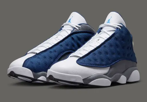 Официальные изображения Air Jordan 13 «Flint»