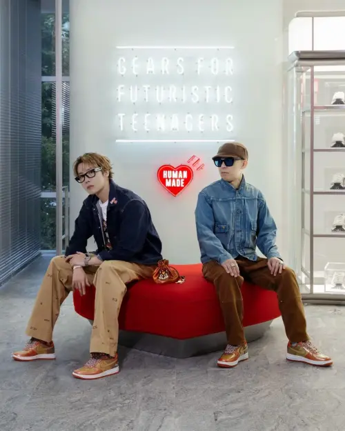 NIGO и J-Hope из BTS продолжают дружбу коллаборацией Nike Air Force 1