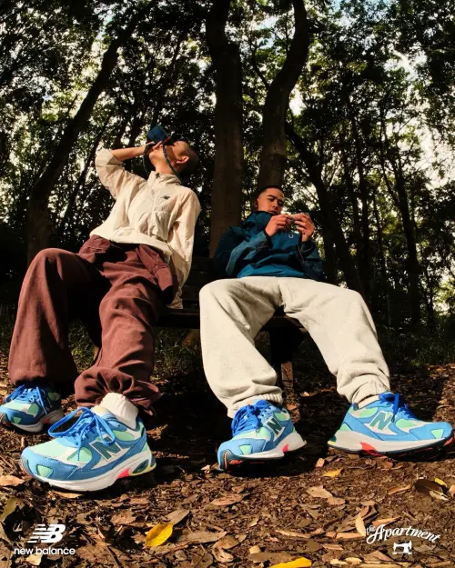 The Apartment воплощает «Kingfisher» в New Balance 2010