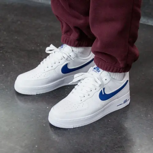 Nike Air Force 1 07 3 