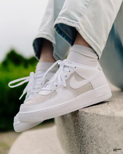Кроссовки Nike AIR FORCE 1 GS