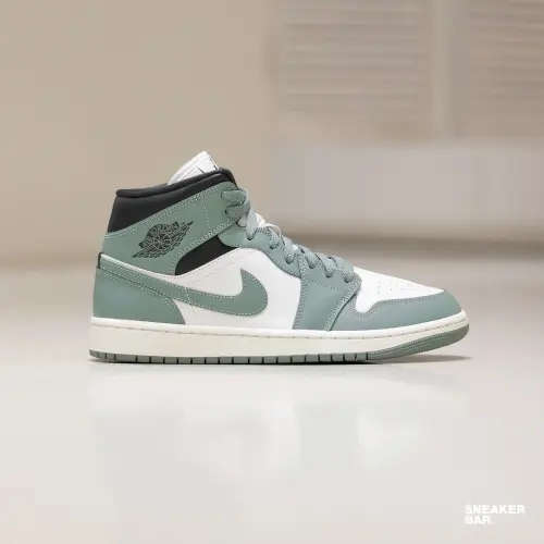 Кроссовки Jordan 1 Mid 