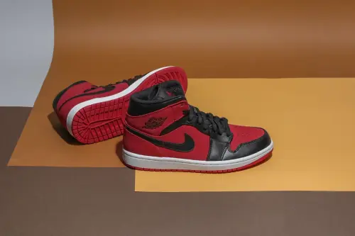 Nike Air Jordan 1 Mid 
