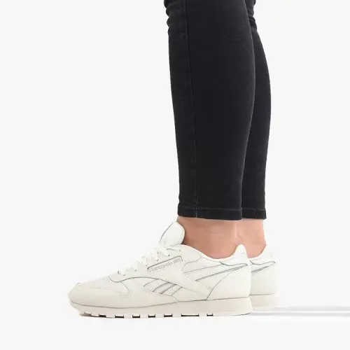 Reebok Classic Leather DV8435