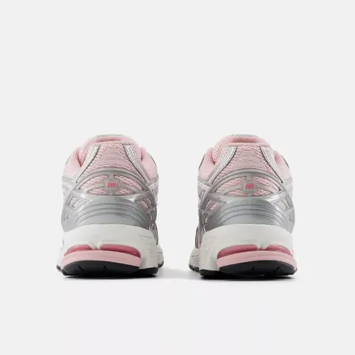 Кроссовки New Balance 1906