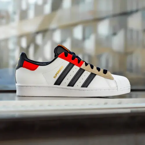 Adidas Superstar 
