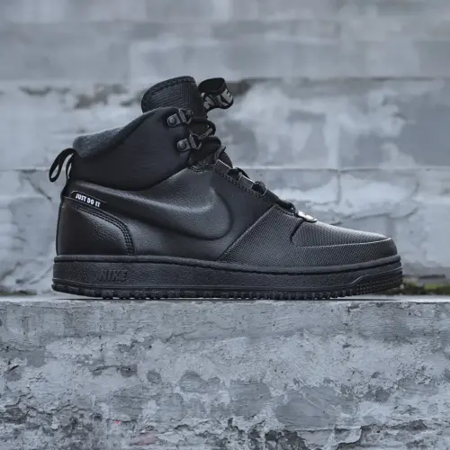 Nike Path Winter 