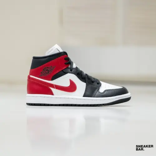 Кроссовки Jordan 1 Mid 