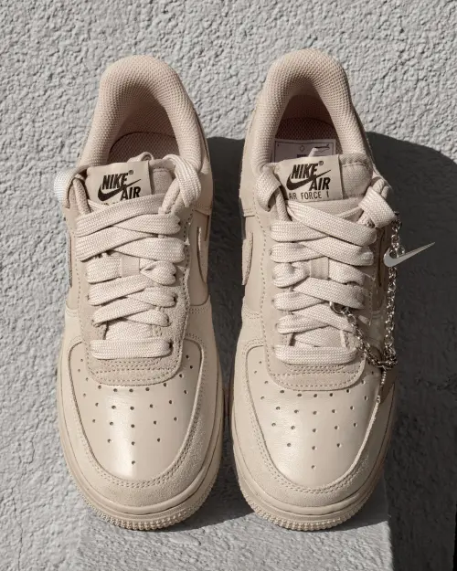 Кроссовки Nike AIR FORCE 1 07