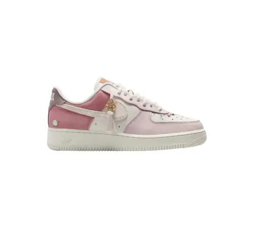 Кроссовки Nike Air Force 1 '07 LX 
