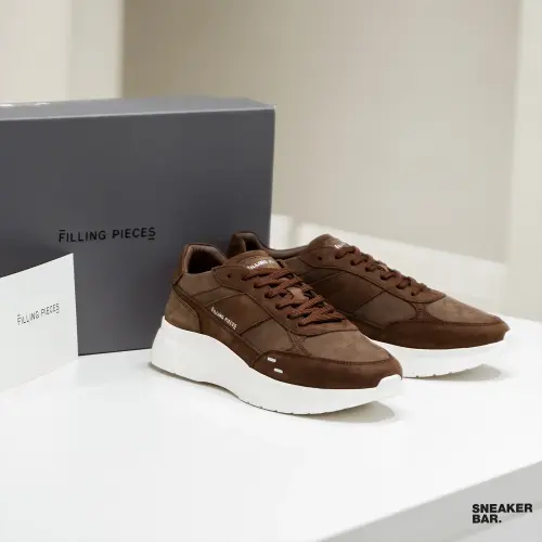 Filling Pieces: 5 моделей со скидкой, на которые стоит обратить внимание