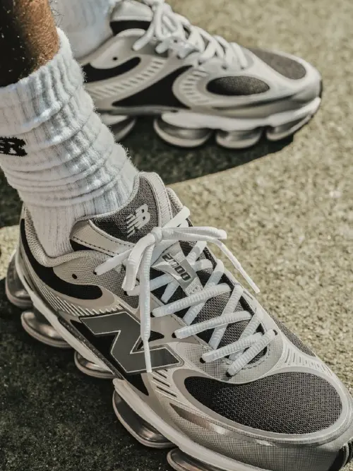 Кроссовки New Balance 2000