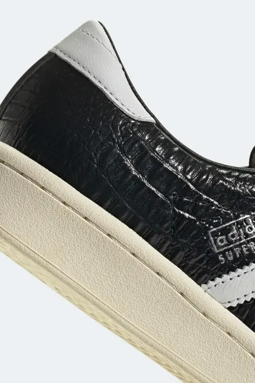 Кожаные кроссовки adidas Originals Superstar Vintage W женские цвет чёрный