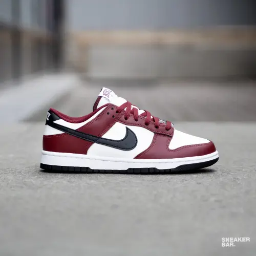 Кроссовки Nike Dunk Low 