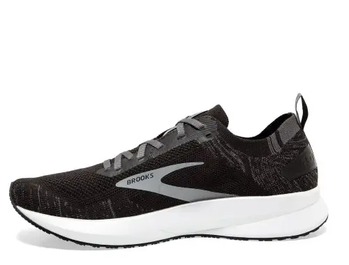Brooks Levitate 4 M Черно-Белые