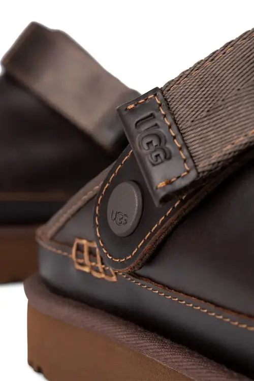 Кожаные шлепанцы UGG Goldenstar Clog Lthr Regen цвет коричневый на платформе 1167536.IWD