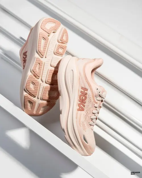 Кроссовки HOKA Bondi 9