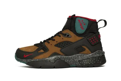 Nike Wmns Air Mowabb x Olivia Kim 
