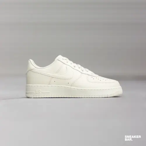 Кроссовки Nike Air Force 1'07 Fresh 