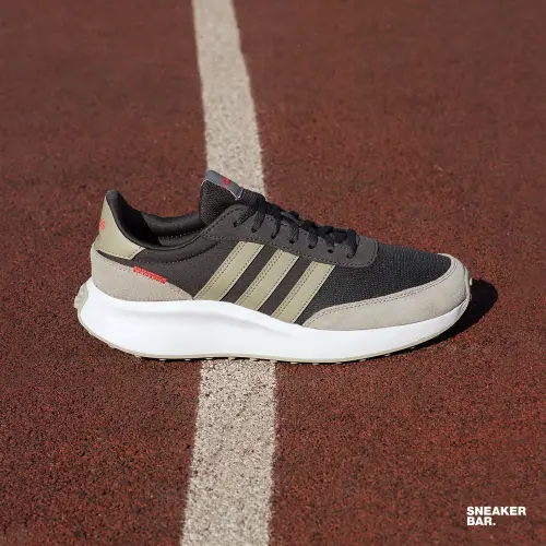 Adidas Run 70s 