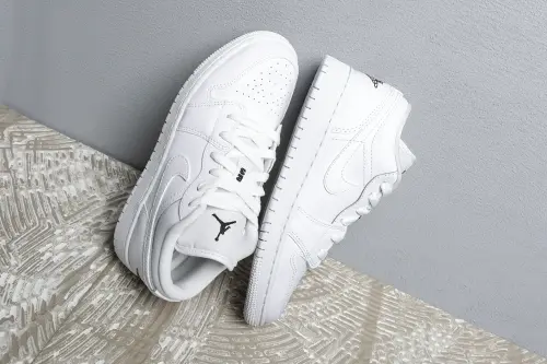 Nike Air Jordan 1 Low (GS) 