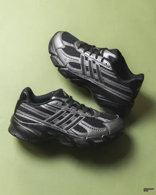 Adidas TECHNOCHAOS 2000