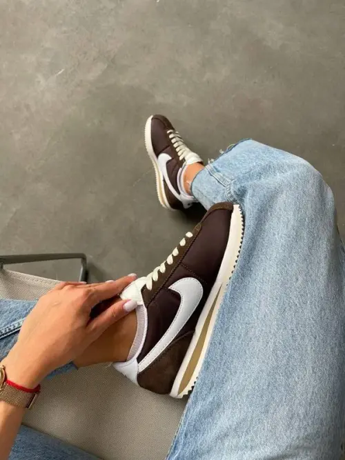 Кроссовки Nike W CORTEZ
