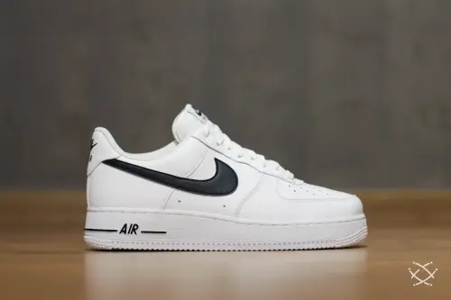 Nike Air Force 1 07 AN20 