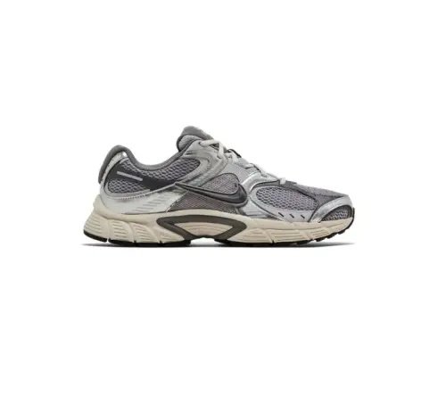 Кроссовки Nike V5 RNR 