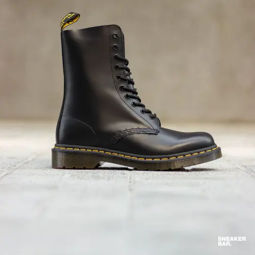 Ботинки Dr. Martens 1490 Smooth 