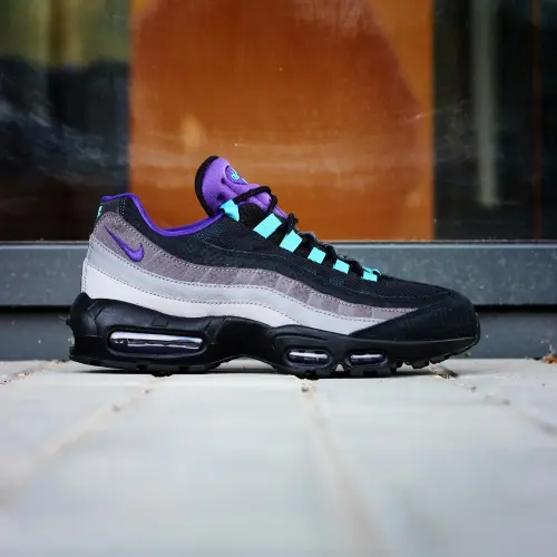 Nike Air Max 95 LV8 