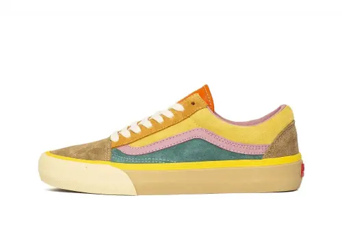 Vans UA Old Skool VLT LX 