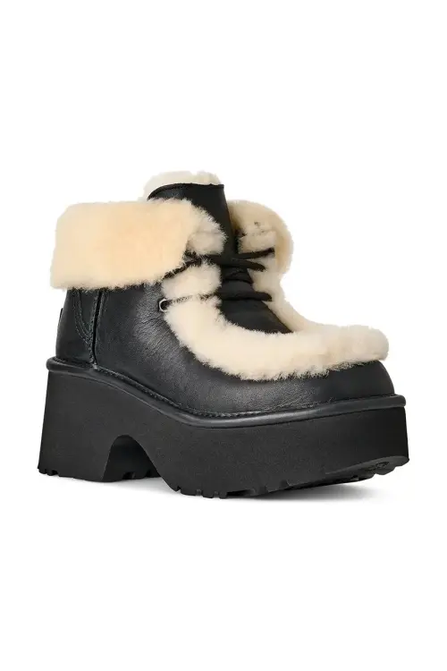 Кожаные полусапожки UGG Esmee Leather Lace Up цвет чёрный каблук кирпичик с утеплением 1176110.BLK