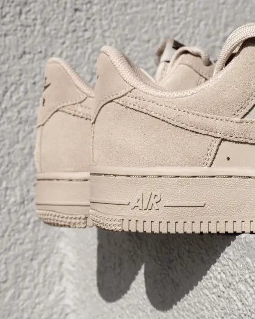 Кроссовки Nike AIR FORCE 1 07