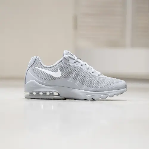 Кроссовки Nike Air Max Invigor 