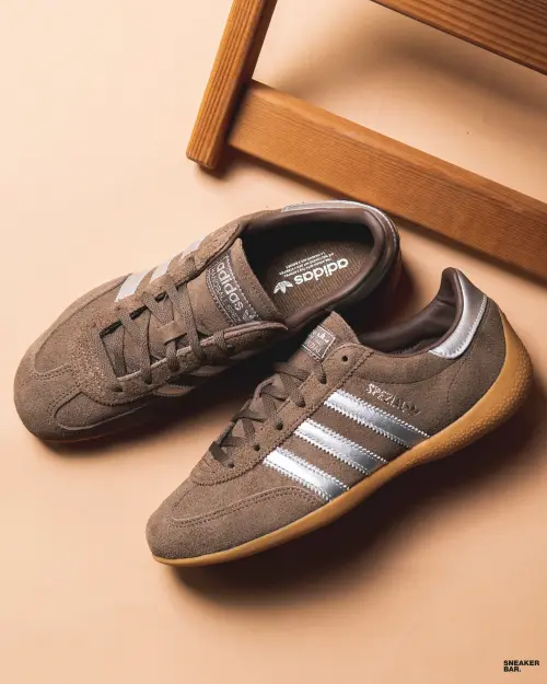 Кроссовки Adidas HANDBALL SPEZIAL LO PRO