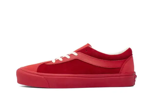 Vans UA Bold Ni LX 